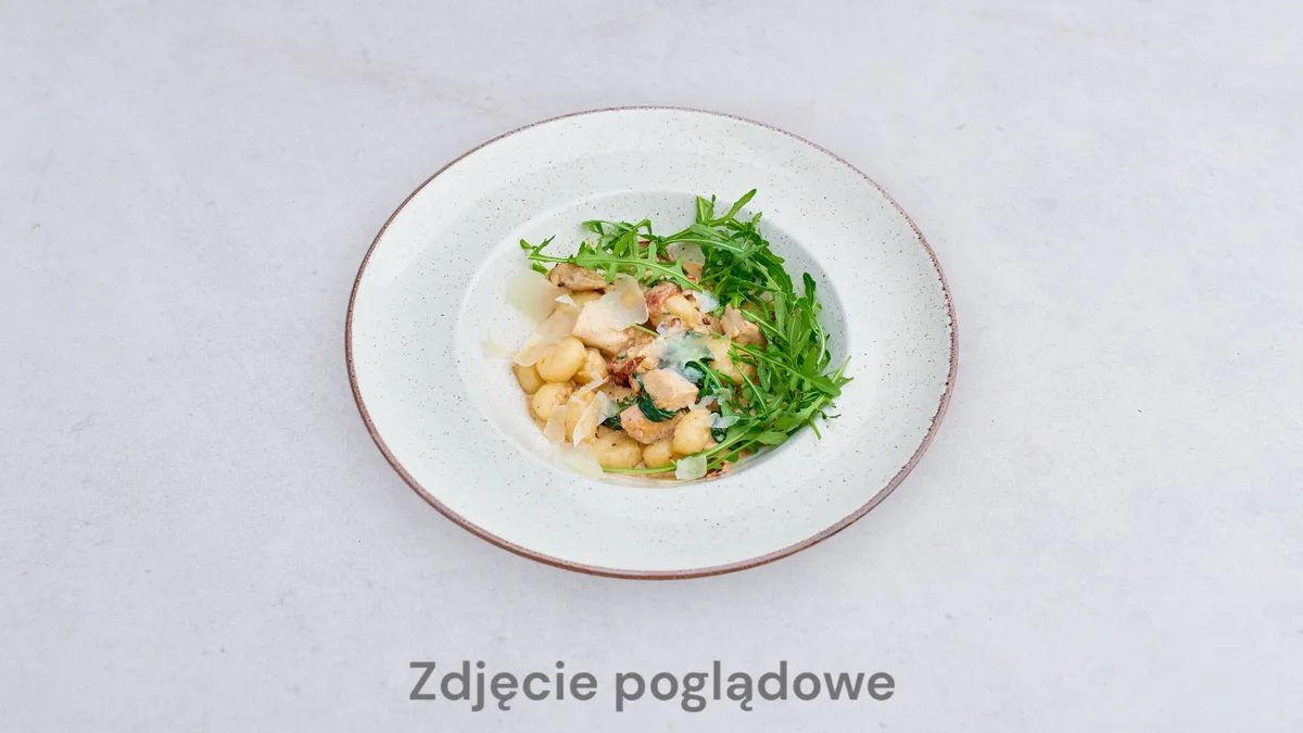 Gnocchi pollo e finferli