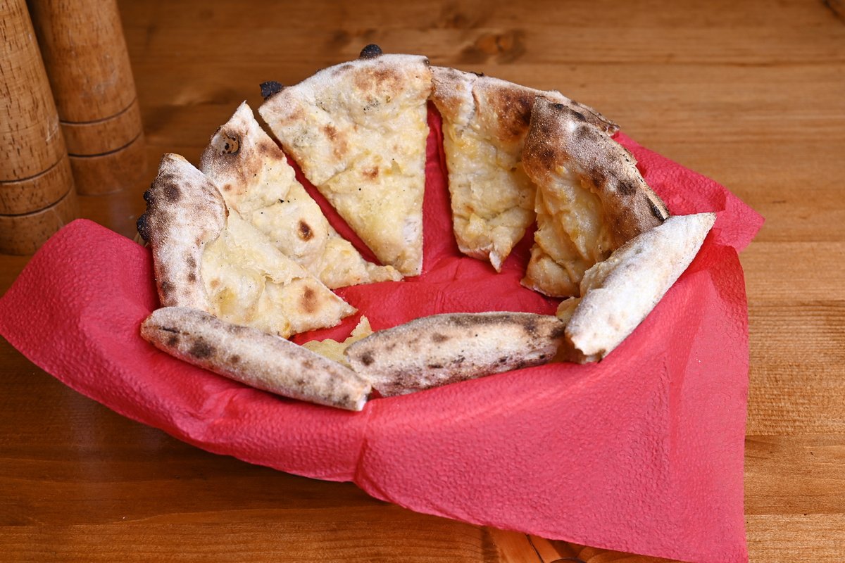 Foccacia cu parmezan