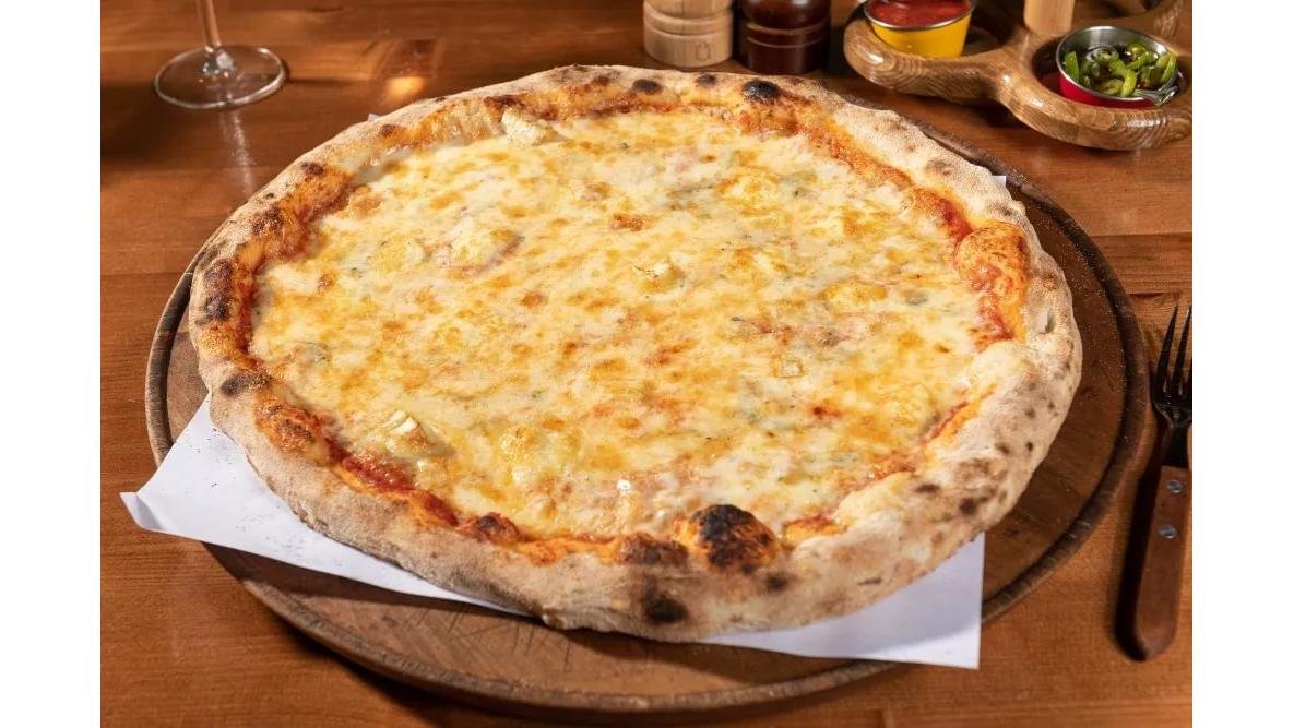 Pizza quattro formaggi ø40cm