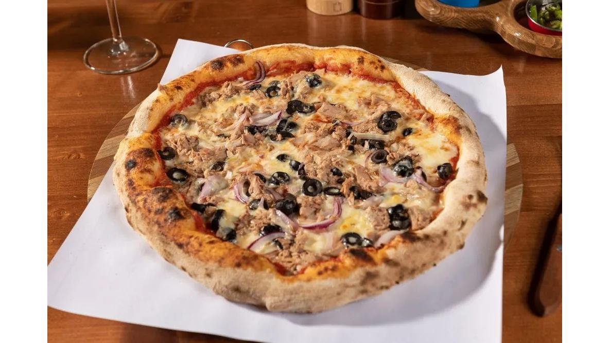 Pizza tonno e cipolla ø40cm