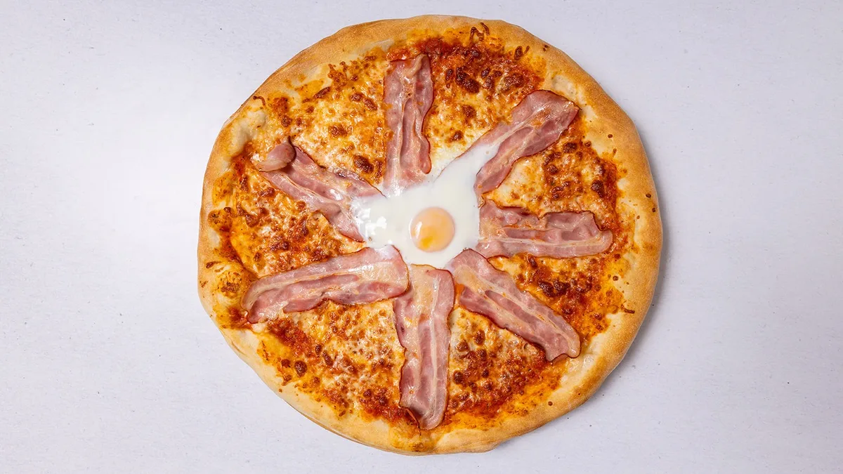 Bismark pizza