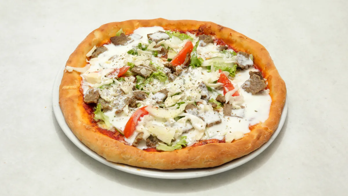 Kebab Pizza + Coca-Cola 0,33 l gratis