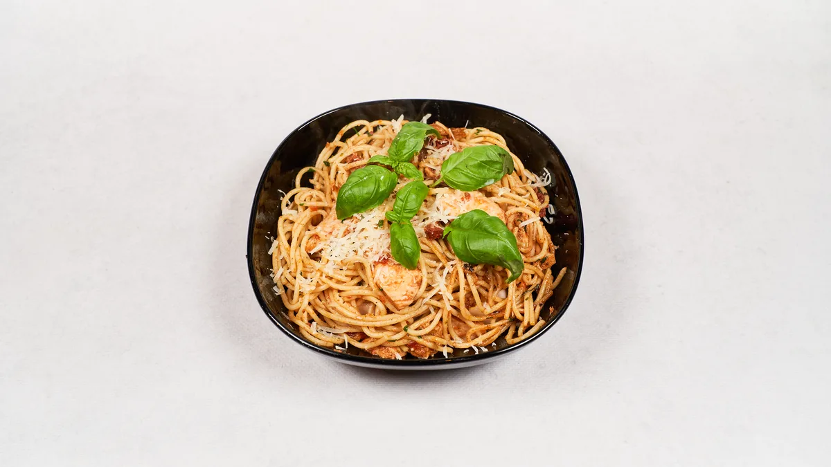 Makaron Pollo Pesto