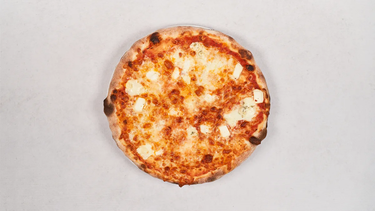 Pizza Serowa