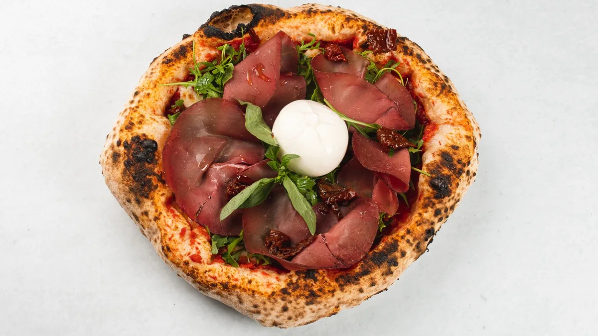 Pizza Bresaola