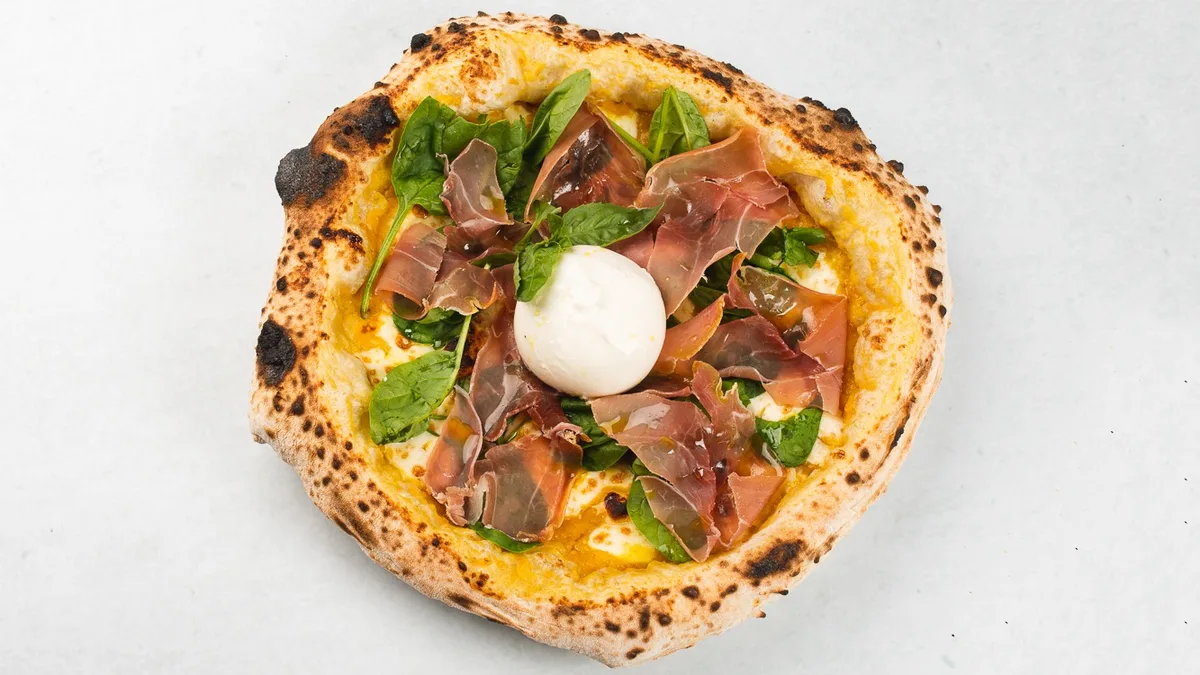 Pizza Giale Pršuto E Buratta