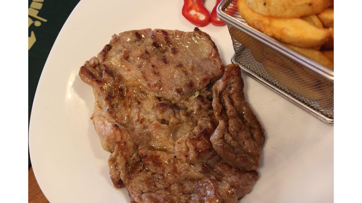 Ceafă de porc la grătar