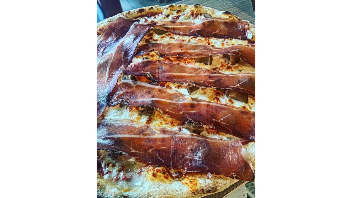 Pizza Montanara