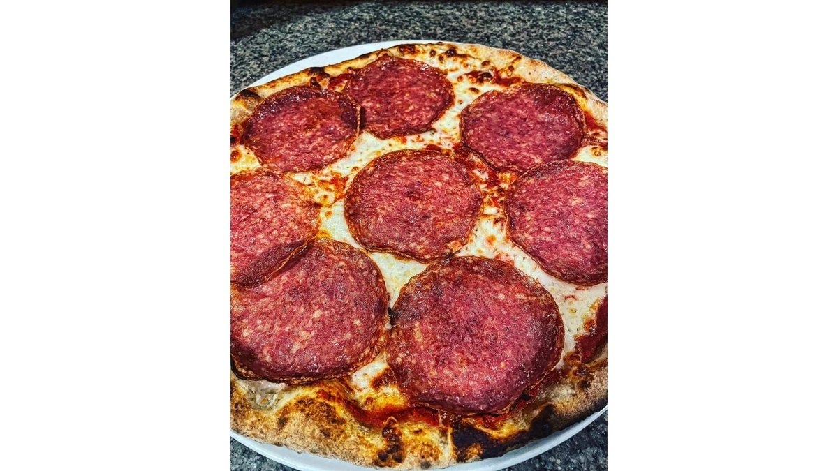 Pizza SALAMI