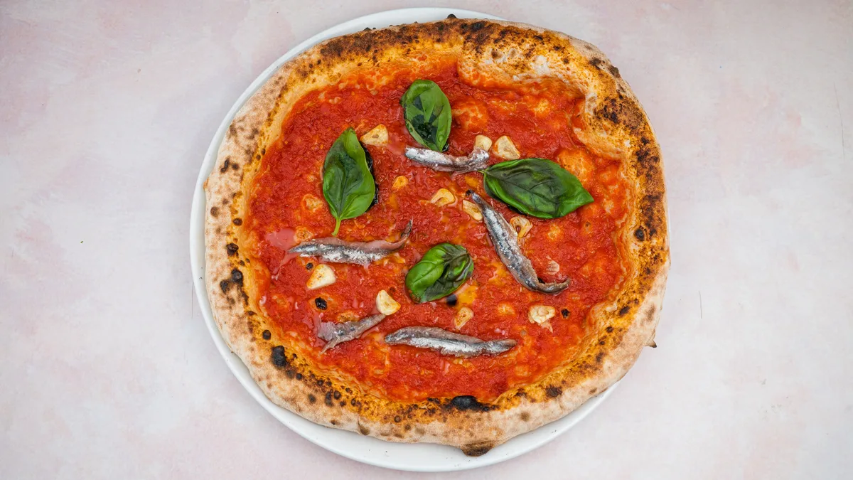 Marinara sa inćunima 30cm
