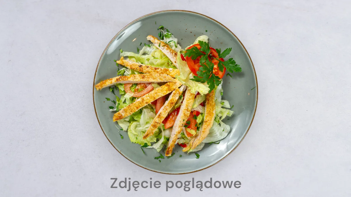 Sałatka z kurczakiem grillowanym