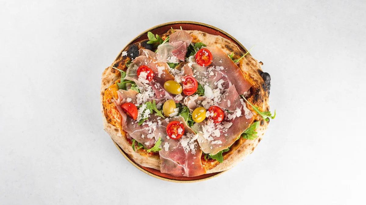 Pizza gamberi/ pršut