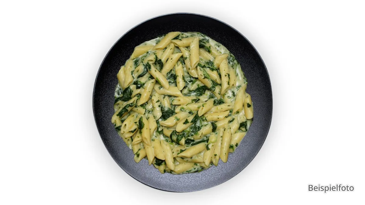 70. Pasta Spinaci
