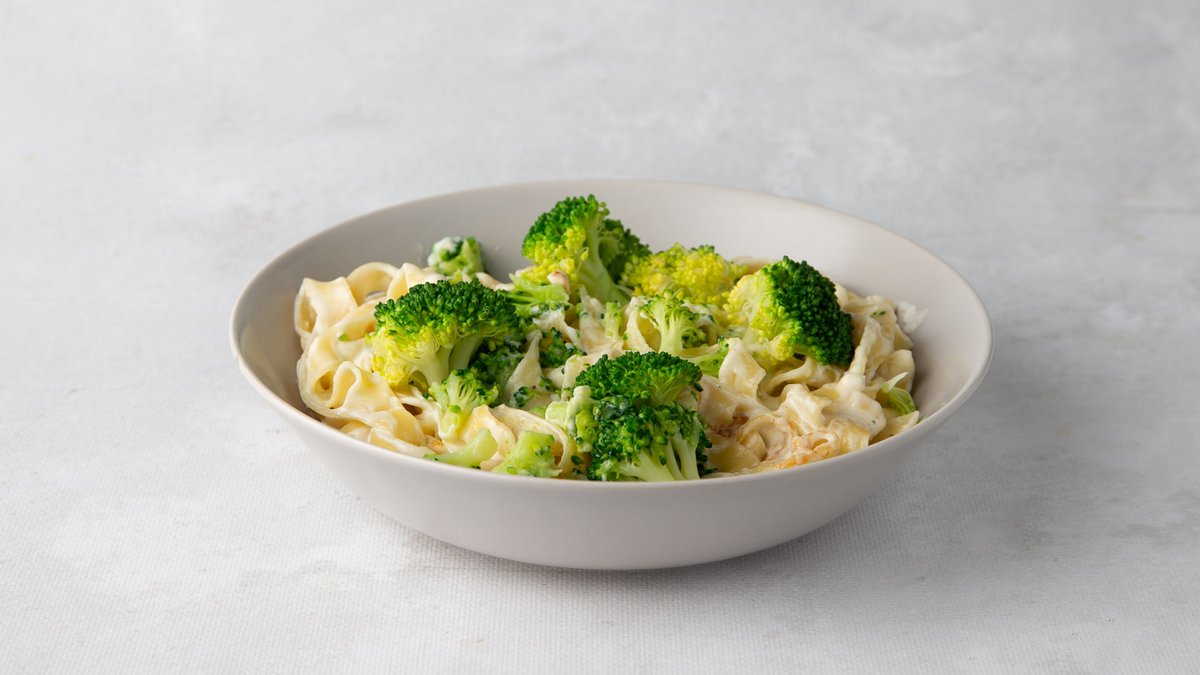 Pasta brokoli i pečenica
