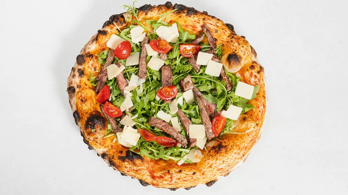 Pizza Peruzza
