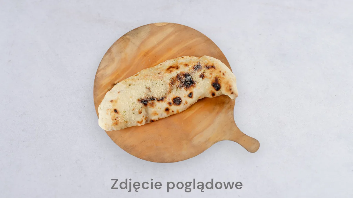Calzone z suszonymi pomidorami
