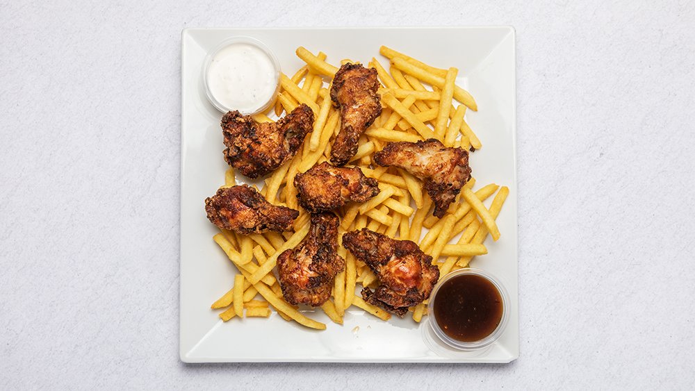 Kycklingvingar med Pommes