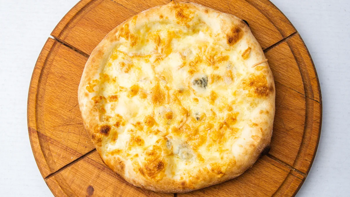 Pizza Formagi 24cm