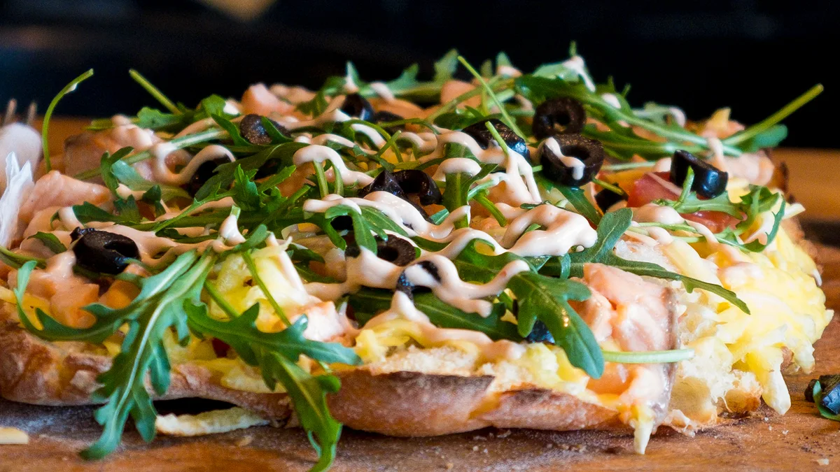 Salmone bruschette