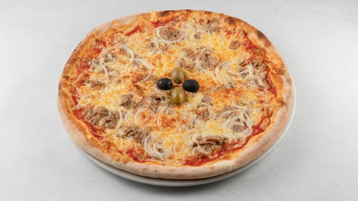 Pizza Tonno E Cipolla