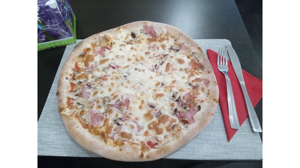 Prosciutto e funghi