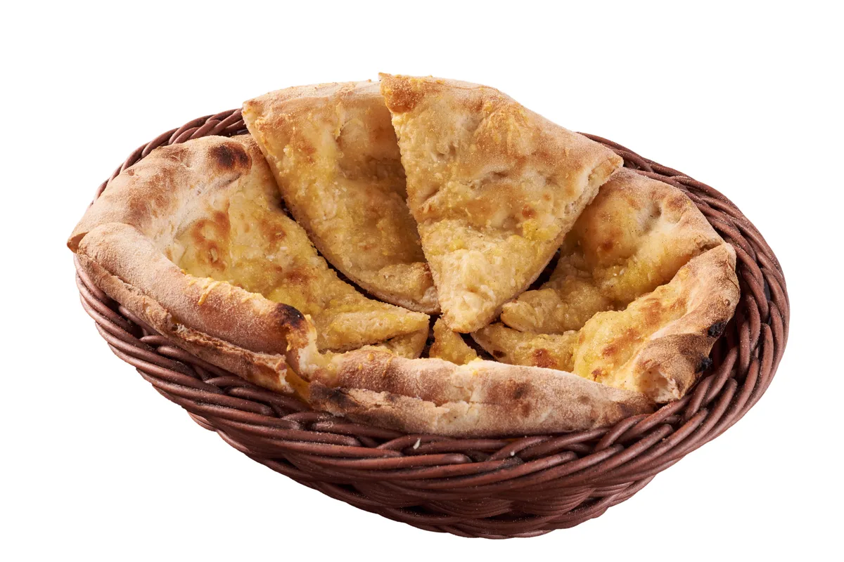 Focaccia con aglio e parmigiano