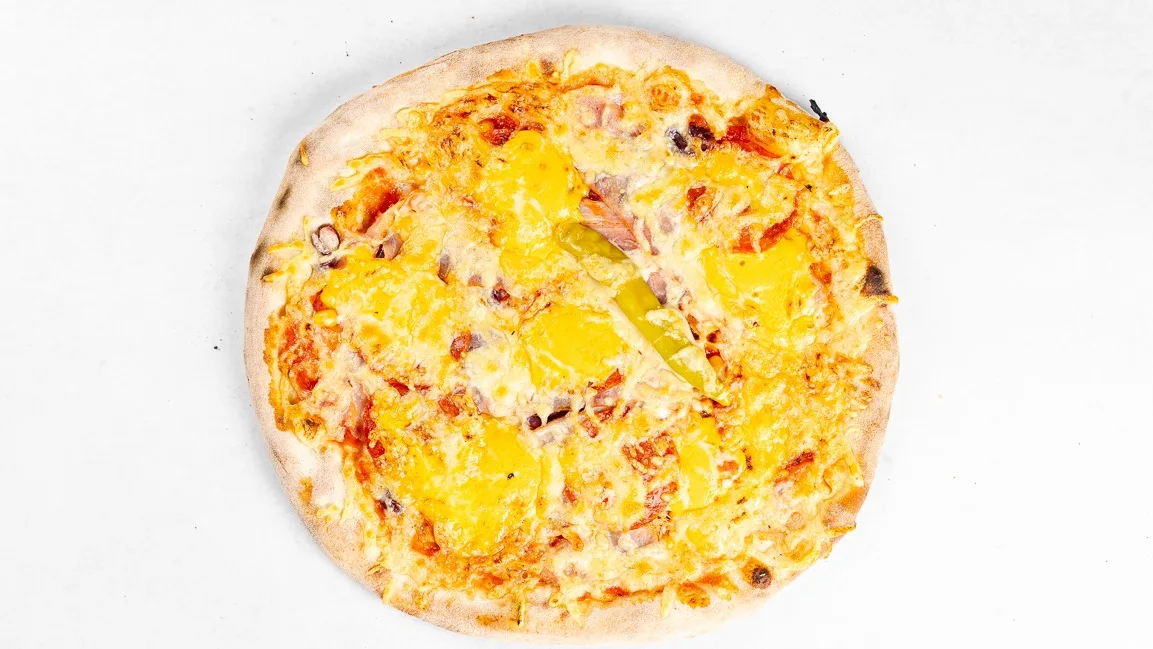 Nacho pizza