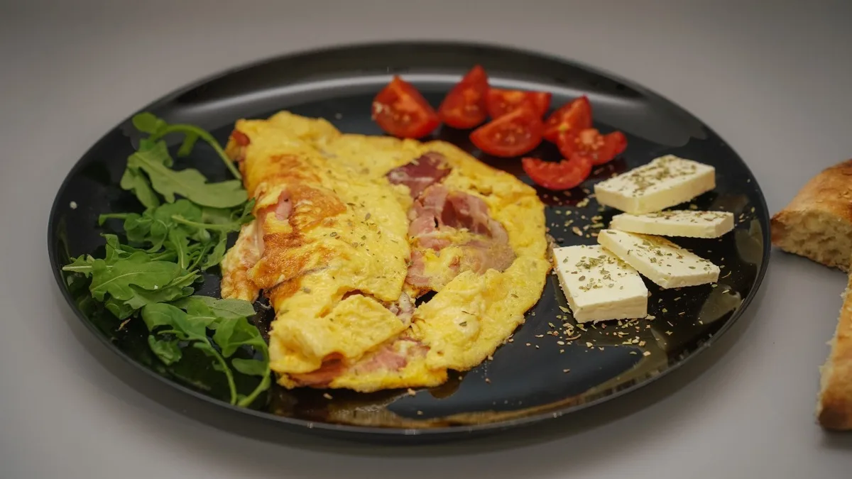 Omlet sa slaninicom