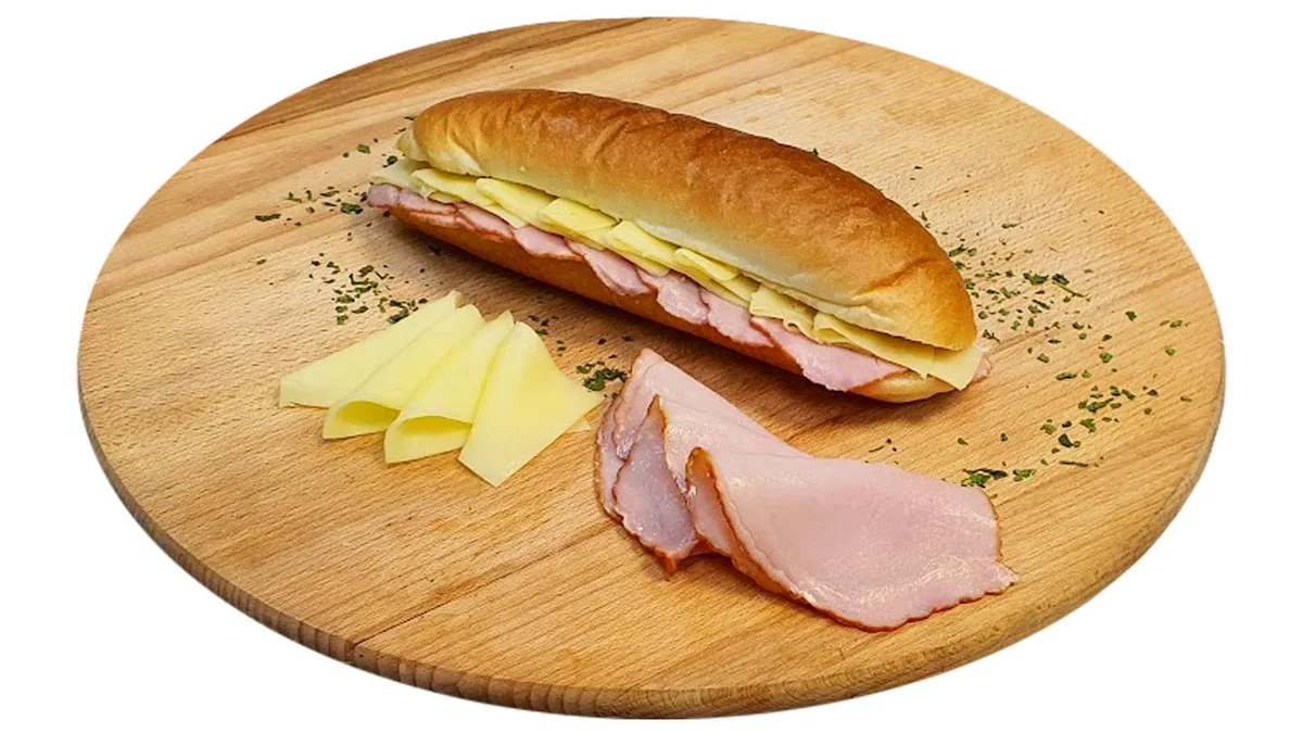Sendvič sa pečenicom