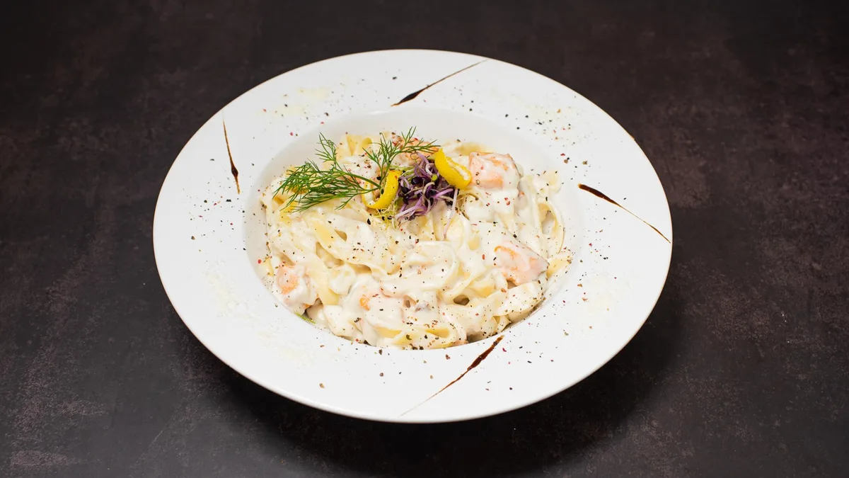 Rózsaborsos, tejszínes lazacos tagliatelle