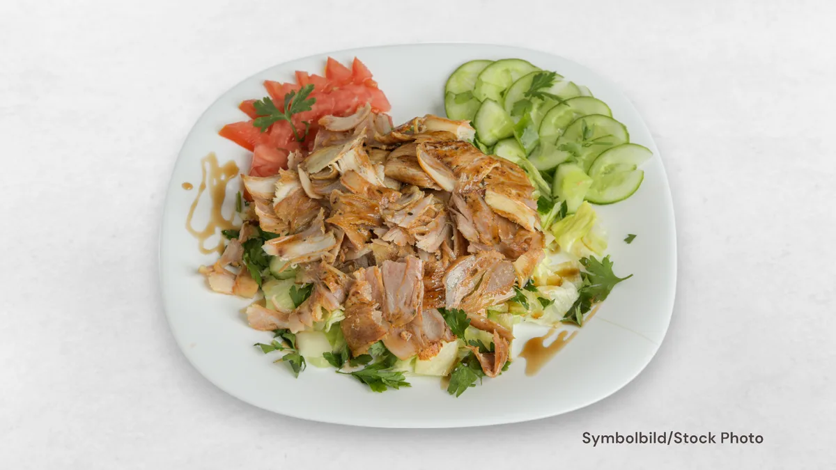 Hühnerkebabsalat