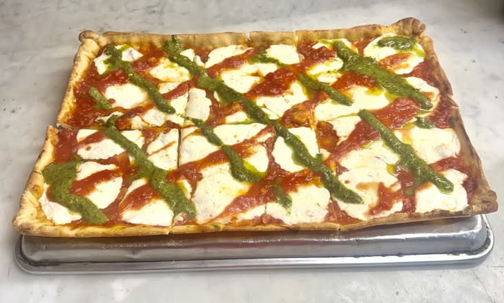Grandma Gourmet Pizza (Large) (18")