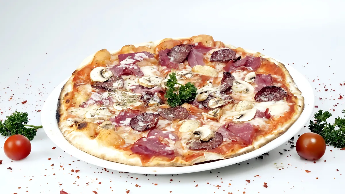 Pizza Capriciossa