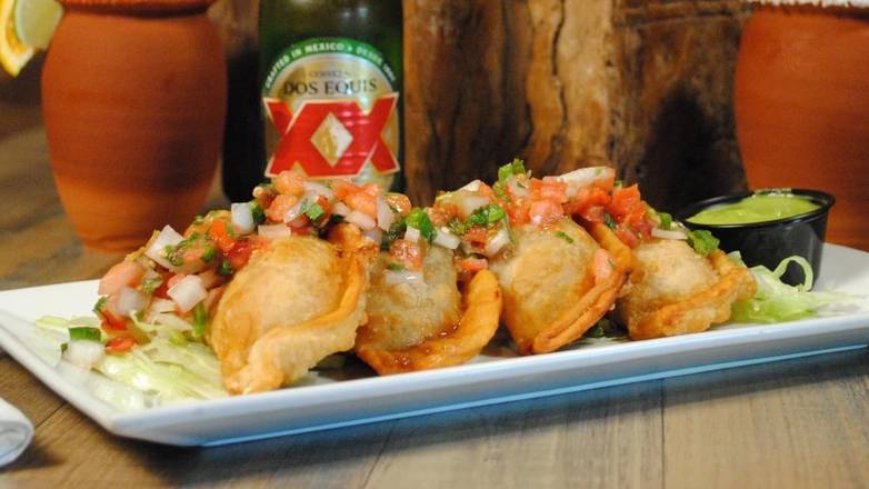 Empanadas (980 Cal)