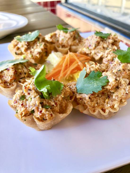 Tuna Flower Cups