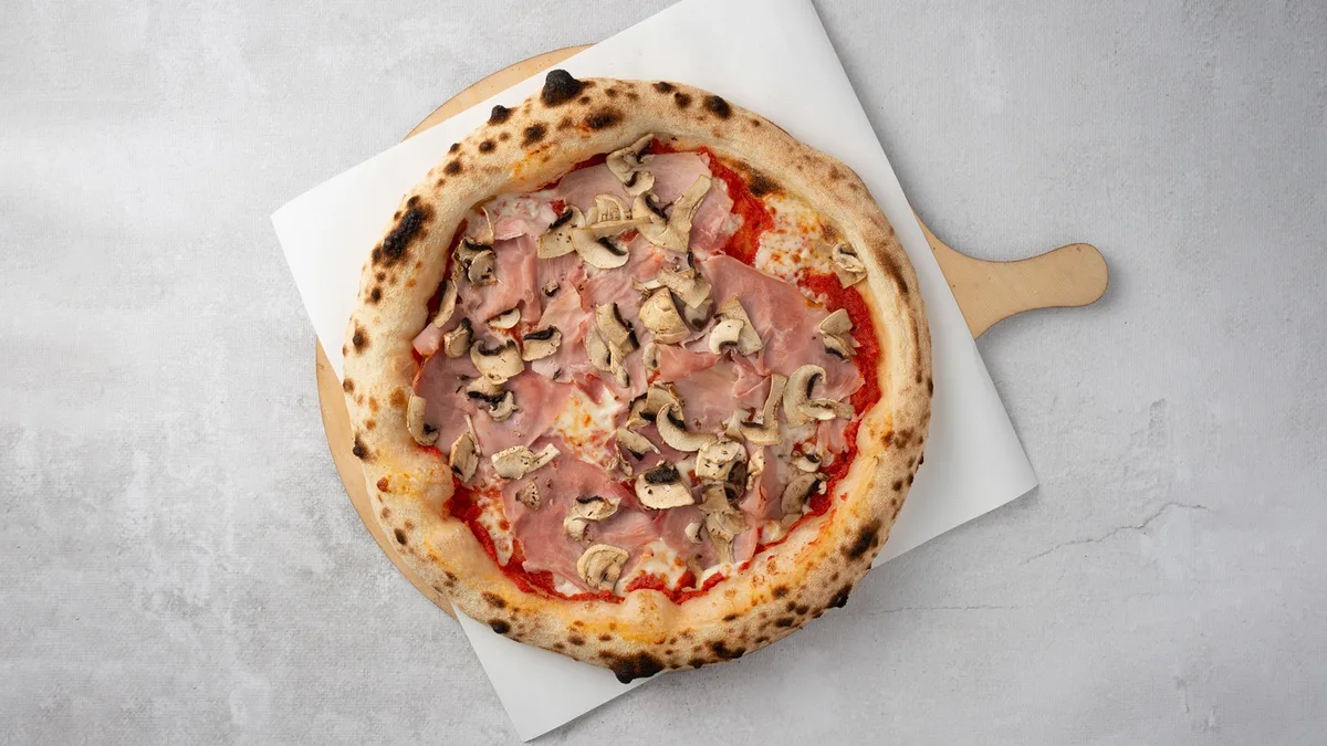 Prosciutto e funghi