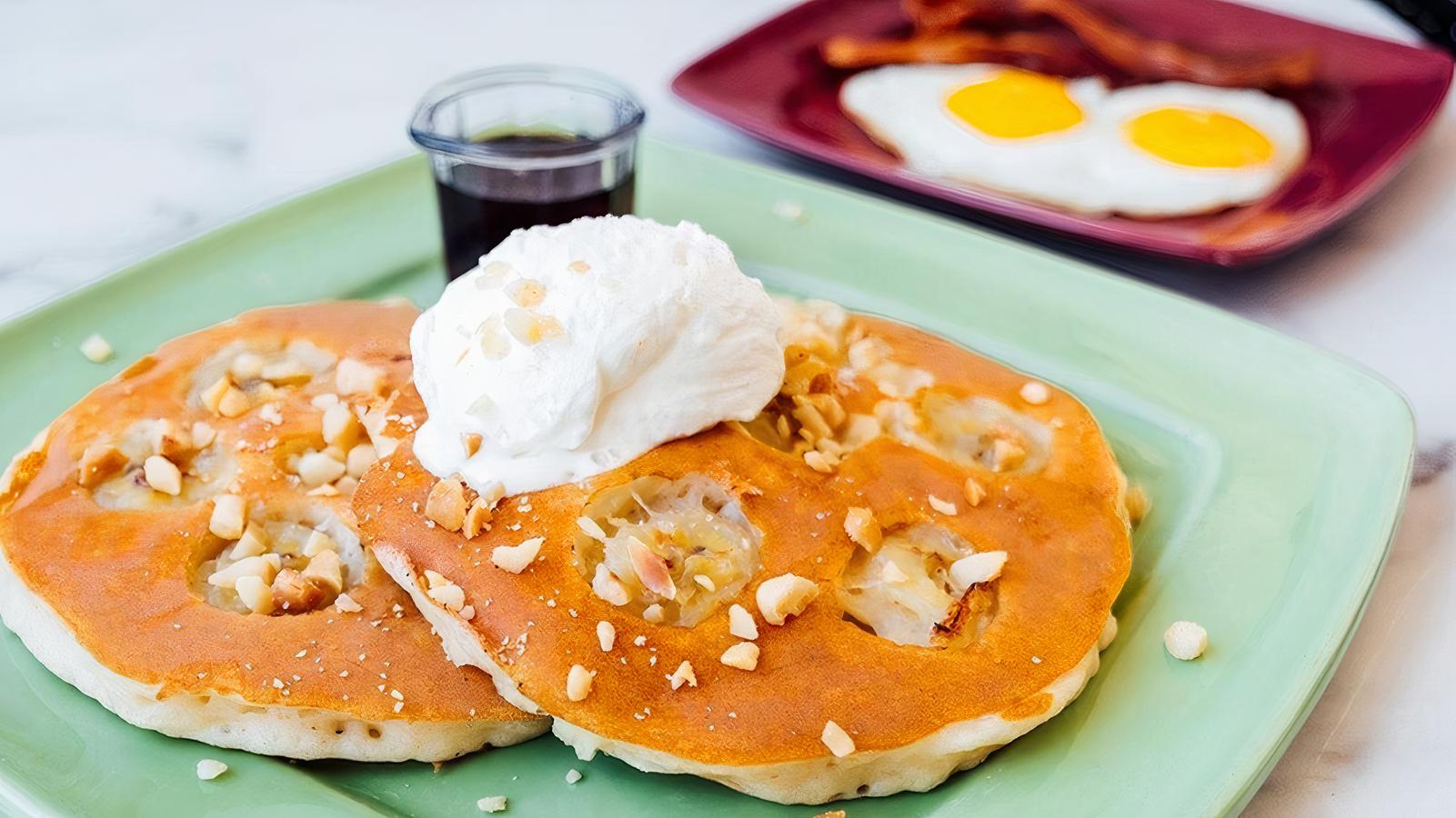 Banana Macadamia Nut Pancakes