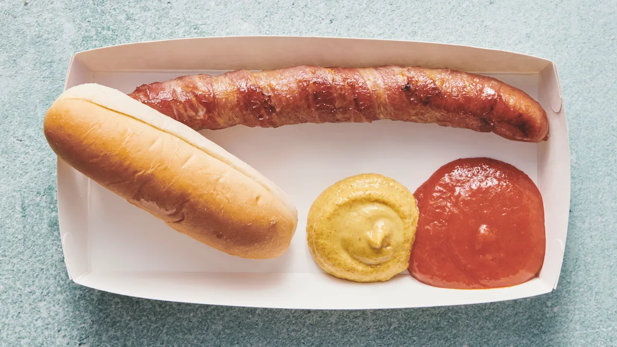 Pølse i svøb med brød
