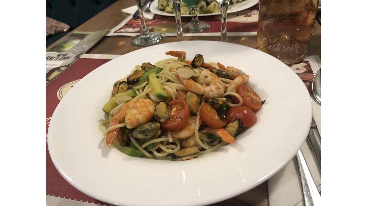 Spaghetti cu fructe de mare