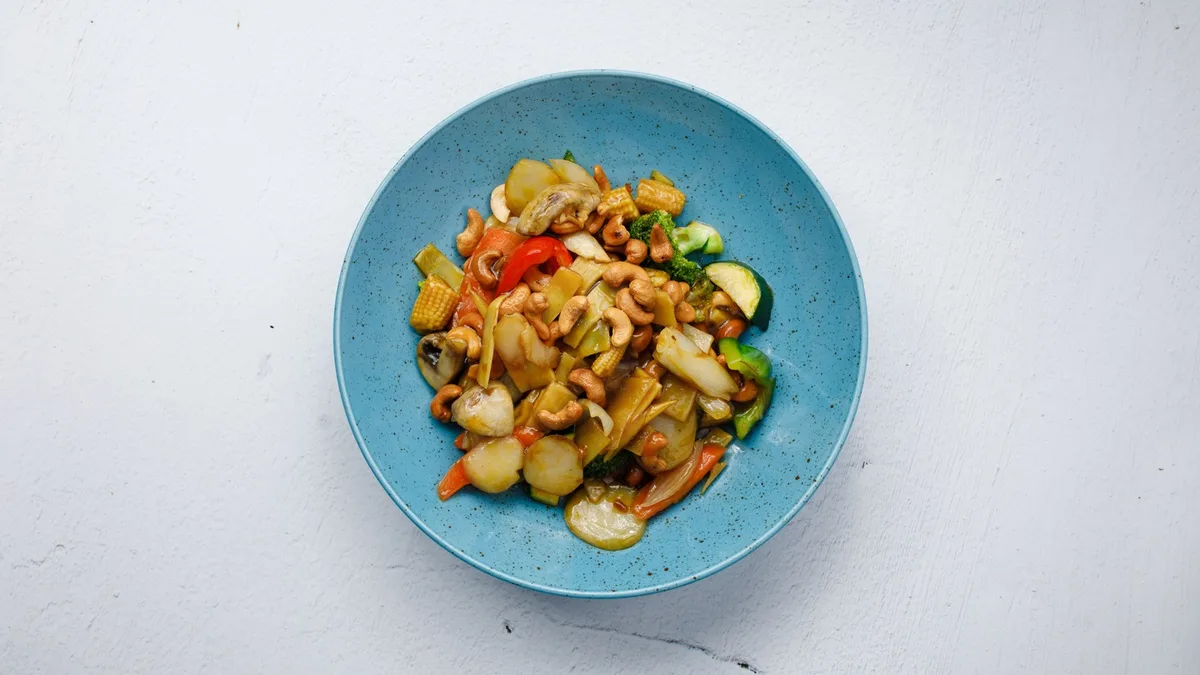 Grönsaker and cashewnötter