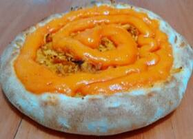 Esfiha de Frango com Cheddar