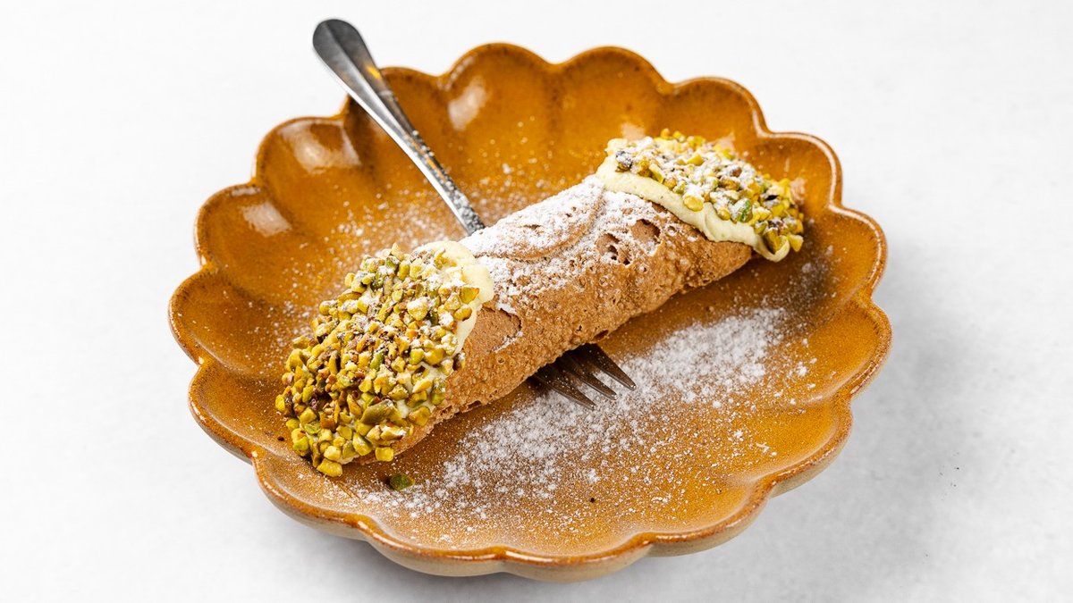 Cannoli s pistacijo