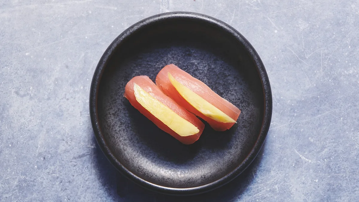 Nigiri tun med mango