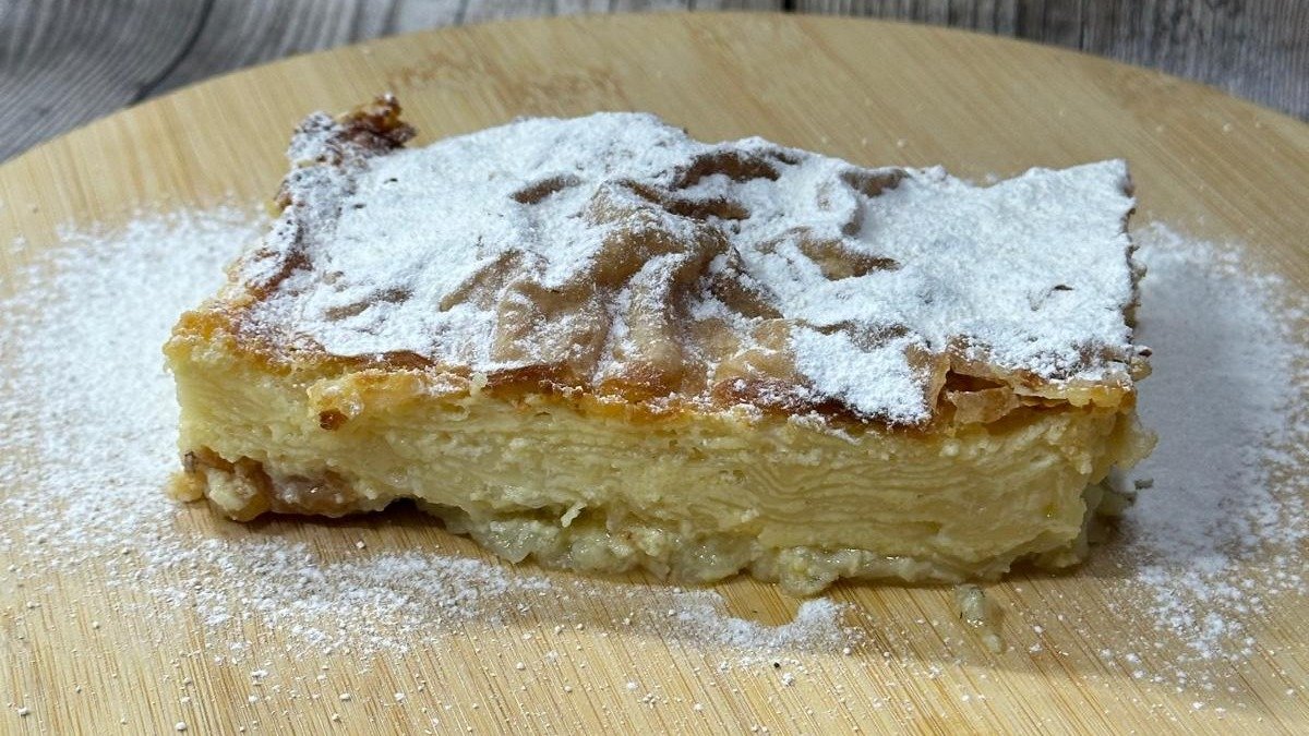 Placinta cu branza si stafide