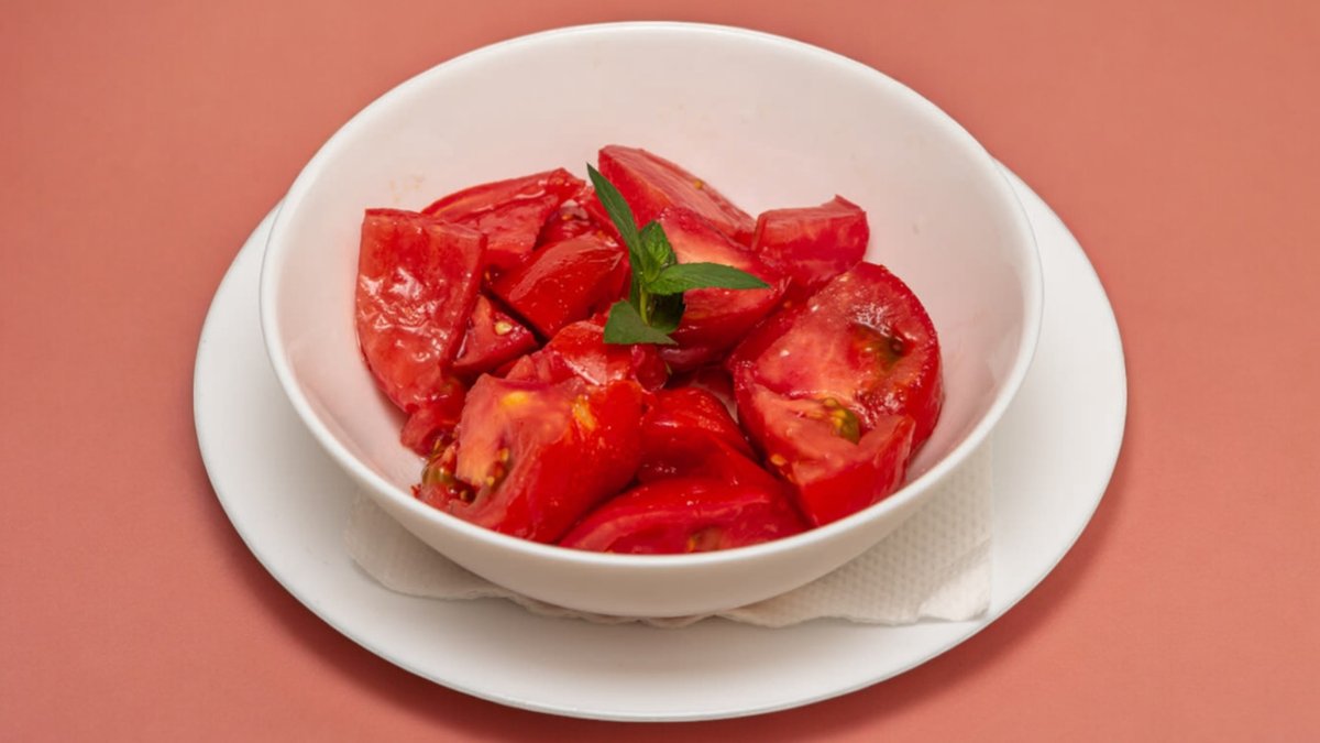 Paradajz salata