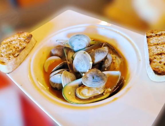 Drunken Mussels and Clams