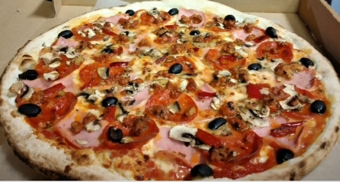 Pizza Super Suprema