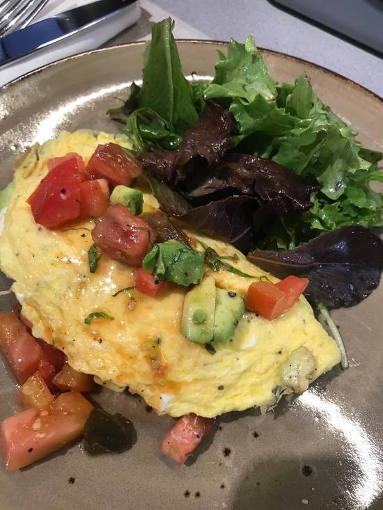 Tomato Basil EW Omelet