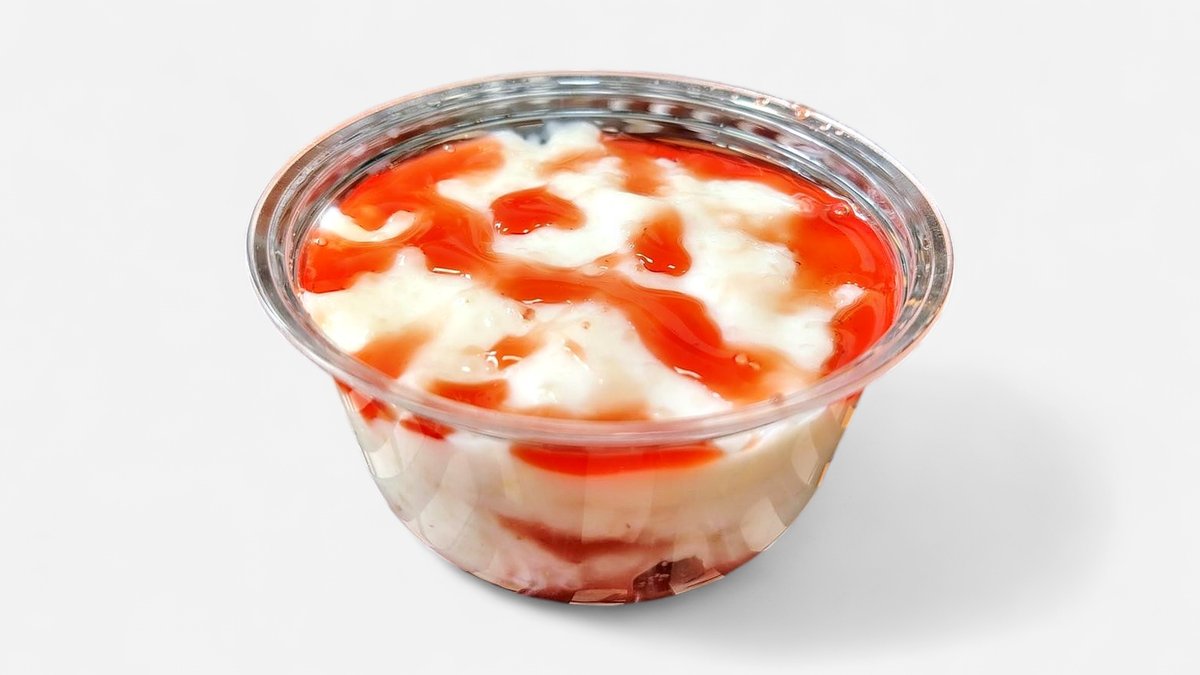 Budincă de tapioca cu căpșuni