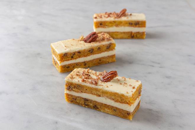 Each - Carrot Cake Slice